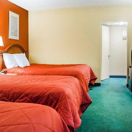 Rodeway Inn Harrisburg Extérieur photo