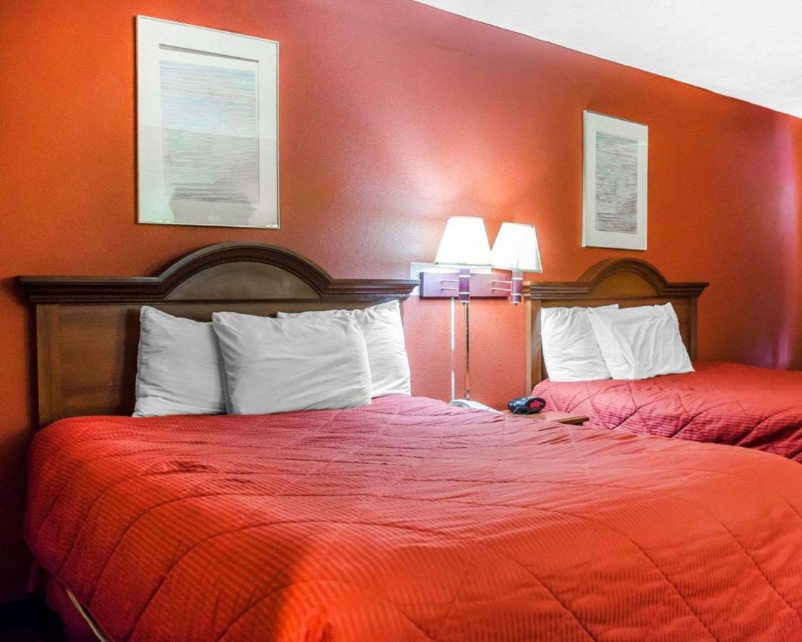 Rodeway Inn Harrisburg Extérieur photo
