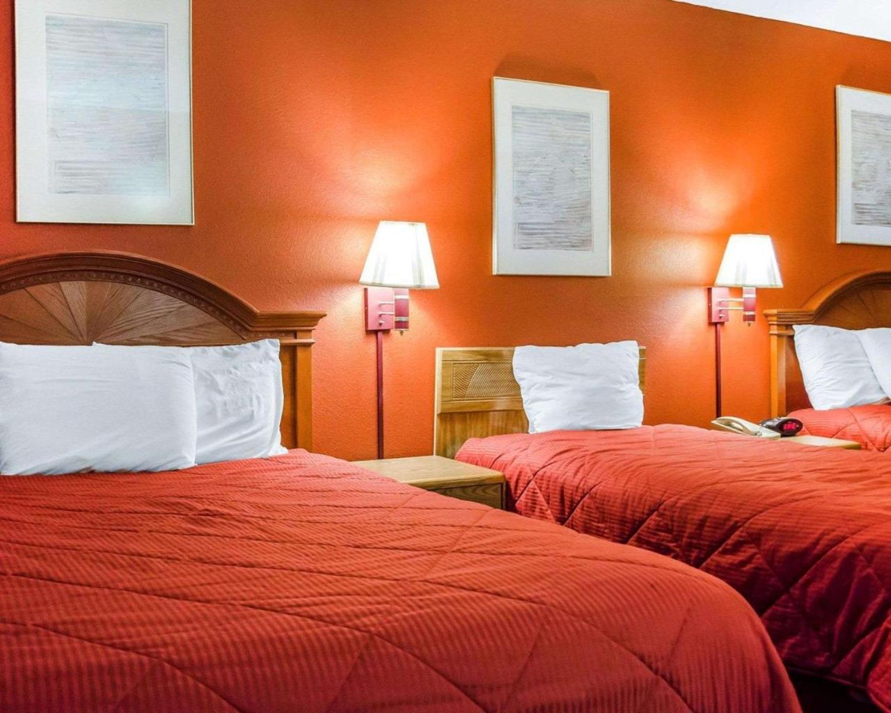 Rodeway Inn Harrisburg Extérieur photo